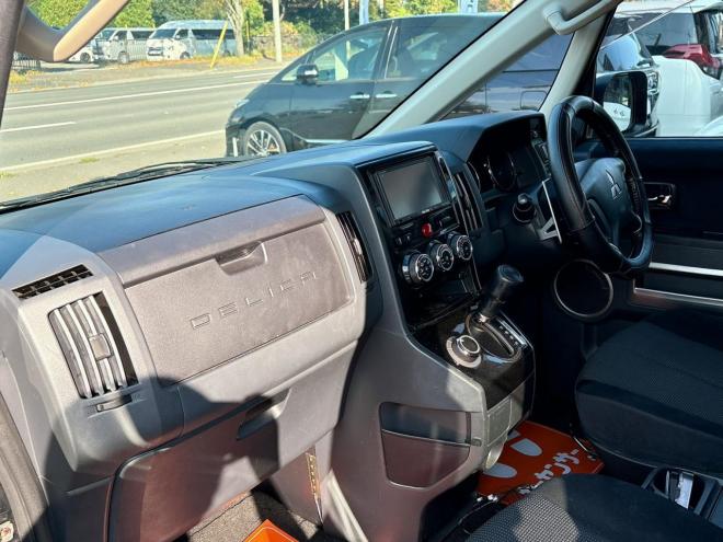 デリカ2.4ローデスGパワーパッケージ　４WD　ローンが不安な方＜優遇ローン＞寒冷地仕様　両側パワースライドドア