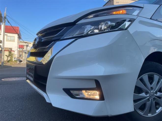 セレナハイウェイスター 本州仕入れ ４ＷＤ 衝突軽減Ｂ ナビ オートクルーズコントロール 寒冷地仕様車 フリップダウン９インチナビＲカメラ リアオートエアコン アイドリングストップ 横滑り防止 ４ＷＤパワースライド（北海道） 4WD 2000 5Dr