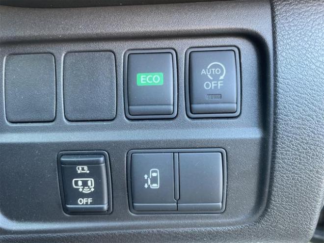セレナハイウェイスター 本州仕入れ ４ＷＤ 衝突軽減Ｂ ナビ オートクルーズコントロール 寒冷地仕様車 フリップダウン９インチナビＲカメラ リアオートエアコン アイドリングストップ 横滑り防止 ４ＷＤパワースライド（北海道） 4WD 2000 5Dr