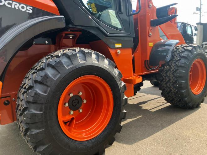 ホイールローダ日立　未使用　ZW40-5B　タイヤショベル　建機