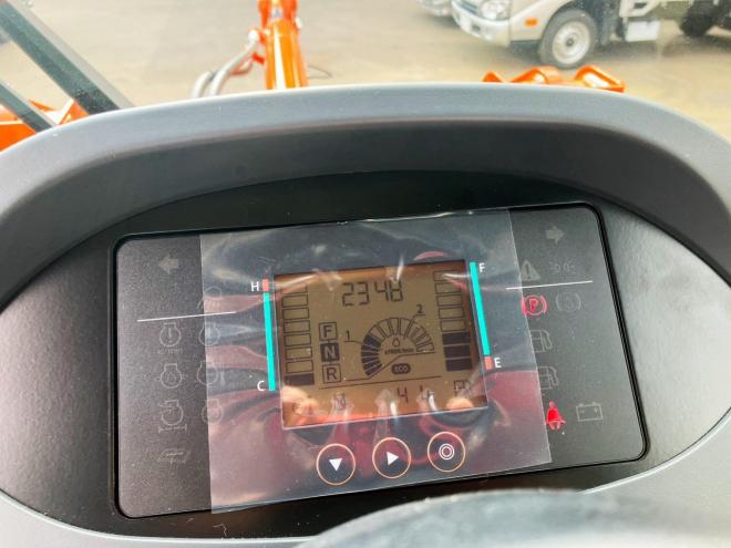 ホイールローダ日立　未使用　ZW40-5B　タイヤショベル　建機
