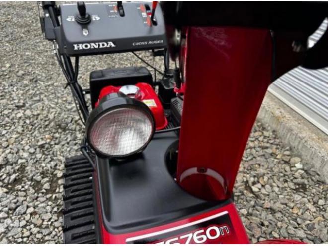 除雪機ホンダHSS760nクロスオーガピカピカです