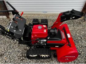 除雪機　ホンダHSS970nクロスオーガピカピカです