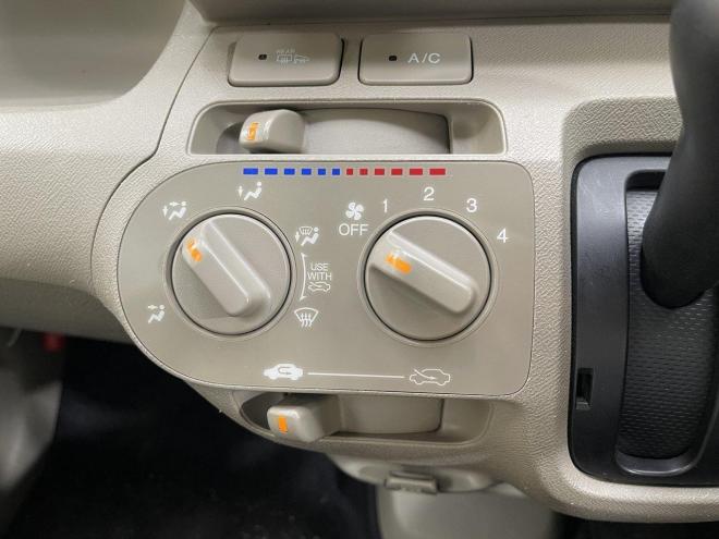 ライフC 4WD 5年保証 自社認証工場 ナビ 夏冬タイヤ 修復歴無 寒冷地仕様 禁煙 4WD 660