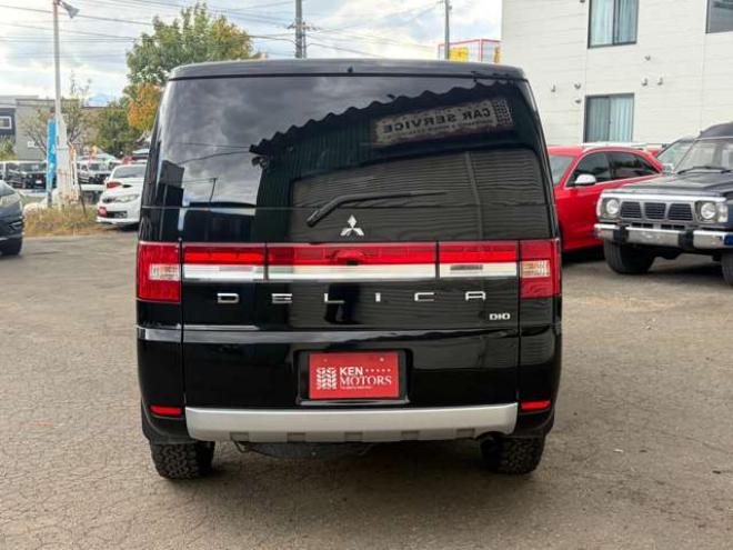 デリカD：5 2.2 D パワーパッケージ ディーゼルターボ 4WD　車検10年2月　両側パワースライド　アルミ・ホワイトレター 2300