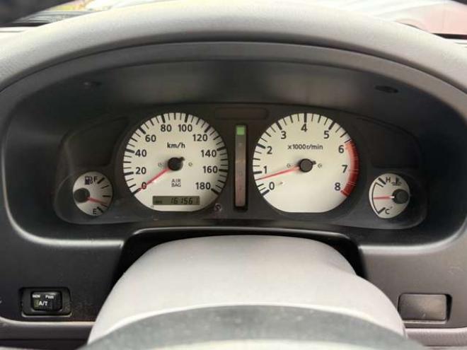 ダットサン2.4 AXリミテッド ダブルキャブ 4WD　ハードトノカバー　車検9年6　オートマ 2400