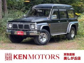 サファリ　4.2 エクストラハイルーフグランロード ディーゼル 4WD　ハイルーフ　マッドフラップ　社外アルミ 4200