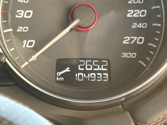 アウディTTSクーペ 2.0 4WD　ディスプレイオーディオ・キーレス・TTS 正規輸入車 2000