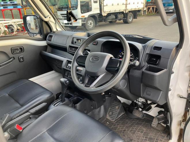 ハイゼット中古　ジャンボトラック　4WD　軽トラ