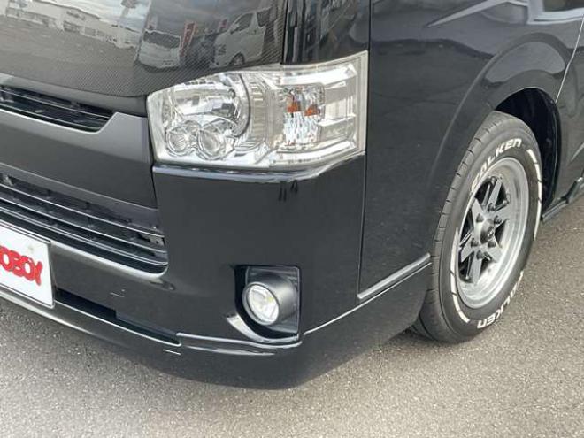レジアスエース2.8 DX ロングボディ ディーゼルターボ 4WD　2.8Lディーゼルターボ4WD　LEDヘッドライト　カーボン調ボンネット　社外フロントリップ　社外16インチAW　社外ルーフスポイラー　パナソニック製ナビTV　bluetooth バックカメラ　ETC　リアヒーター　ローダウン 2800
