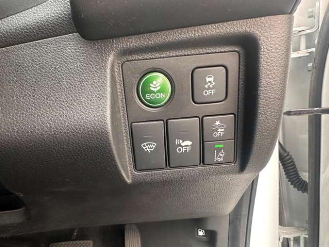ヴェゼル1.5 ハイブリッド Z ホンダセンシング 4WD　ハーフレザーシート クルーズコントロール ステアリングスイッチ オートライト 車線逸脱防止 横滑り防止  ETC 純正ナビ USB HDMI Bluetooth TV Bカメラ SPORTモード 電動パーキング ブレーキホールド 純正エンスタ 1500