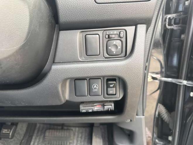 eKカスタムG 4WD　4WD　バックカメラ 社外エンスタ ISOFIX対応 社外ナビ 7インチ フルセグTV　CD DVD　電動格納ミラー アイドリングストップ シートヒーター ETC 660
