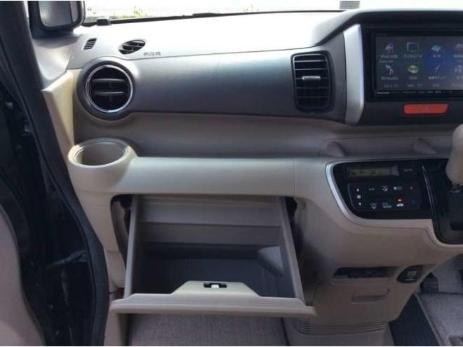 N-BOXG ターボパッケージ 4WD　パワスラ　スマートキー　クルーズコントロール　ドラレコ　バックカメラ　メモリーナビ　電動格納ミラー　オートライト　横滑り防止　アイドリングストップ　パナソニックフルセグTV　メモリナビ　Bluetooth ETC 660