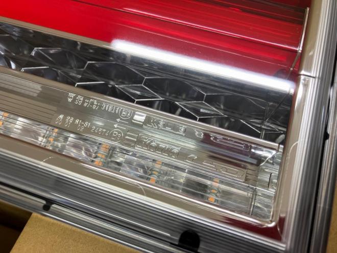 その他小糸製　新品　シーケンシャル歌舞伎デザイン　トラックLEDテールランプ　LRセット