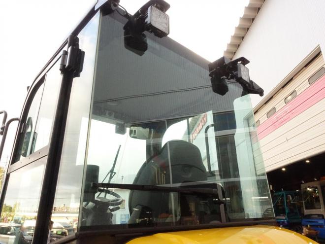 ホイールローダコマツ WA40-8　バケット容量0.5m3　