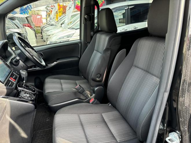 ヴォクシー2.0ZS 4WD　＜優遇ローン＞本州仕入　寒冷地仕様　両側Pスラ