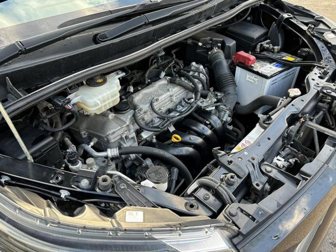 ヴォクシー2.0ZS 4WD　＜優遇ローン＞本州仕入　寒冷地仕様　両側Pスラ