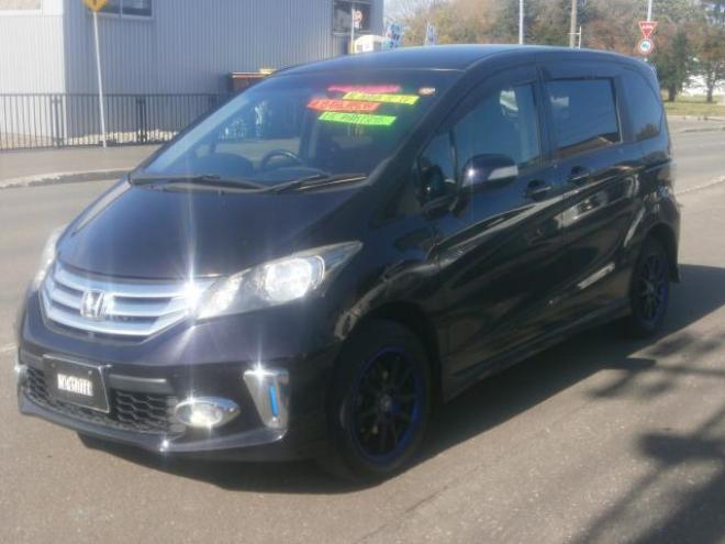 フリードGエアロ　４WD 1500 5Dr