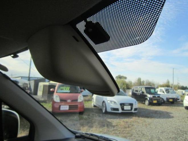 ワゴンRスティングレー Ｔ ターボ４ＷＤ レーダーブレーキサポート Ｂｌｕｅｔｏｏｔｈ ナビフルセグＴＶ Ｂカメラ シートヒーター クルーズコントロール スマートキー ＥＴＣ 純正アルミ ＨＩＤ 社外足廻り １年間走行無制限保証（北海道） 4WD 660 5Dr