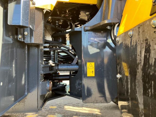 ホイールローダコマツ　中古　WA100-8Y　マルチプラウ仕様　タイヤショベル　建機
