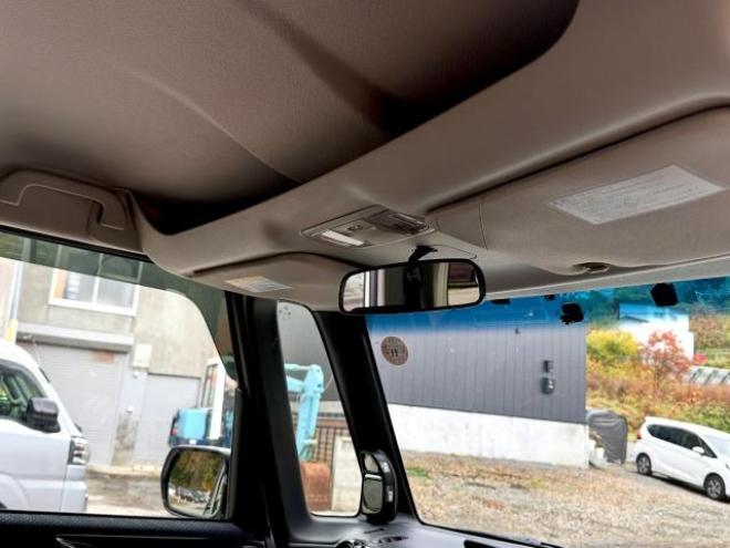 N-BOXカスタムG Lパッケージ　4WD タイミングチェーン車　Bluetooth フルセグテレビ　ナビ　DVD再生　ETC エンジンスターター　HID スマートキー　左パワースライド 4WD 660 5Dr