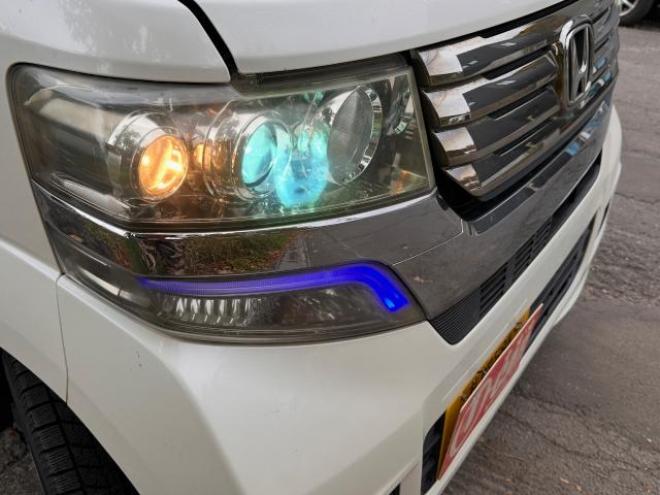 N-BOXカスタムG Lパッケージ　4WD タイミングチェーン車　Bluetooth フルセグテレビ　ナビ　DVD再生　ETC エンジンスターター　HID スマートキー　左パワースライド 4WD 660 5Dr