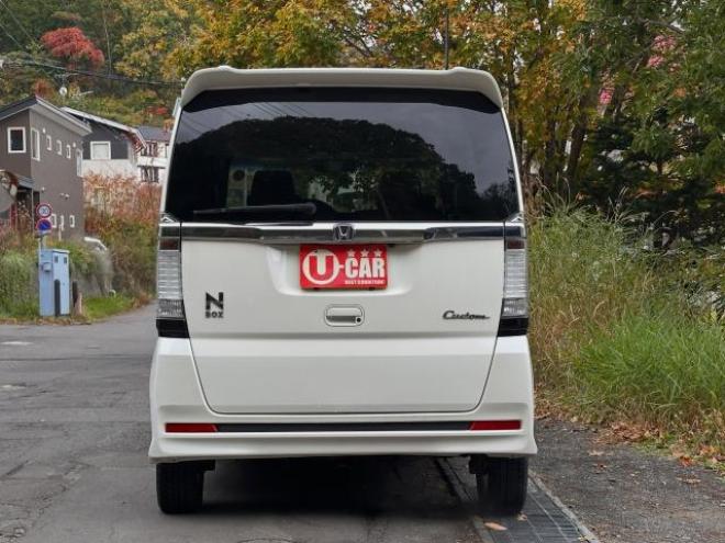 N-BOXカスタムG Lパッケージ　4WD タイミングチェーン車　Bluetooth フルセグテレビ　ナビ　DVD再生　ETC エンジンスターター　HID スマートキー　左パワースライド 4WD 660 5Dr