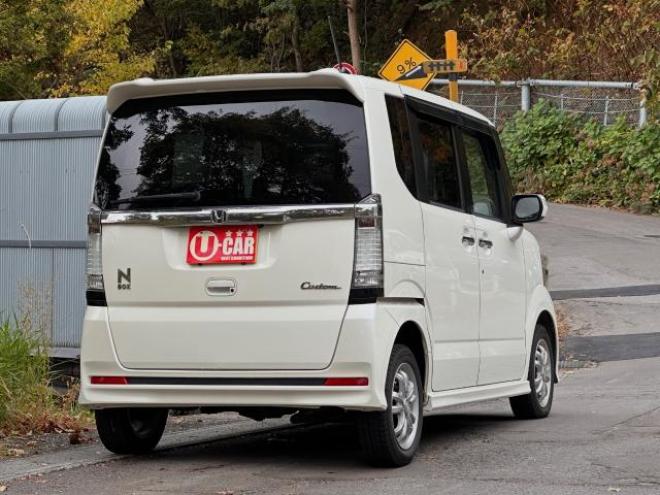N-BOXカスタムG Lパッケージ　4WD タイミングチェーン車　Bluetooth フルセグテレビ　ナビ　DVD再生　ETC エンジンスターター　HID スマートキー　左パワースライド 4WD 660 5Dr