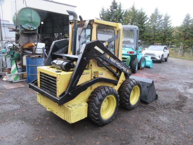 スキッドステアローダFORD L455 4WD