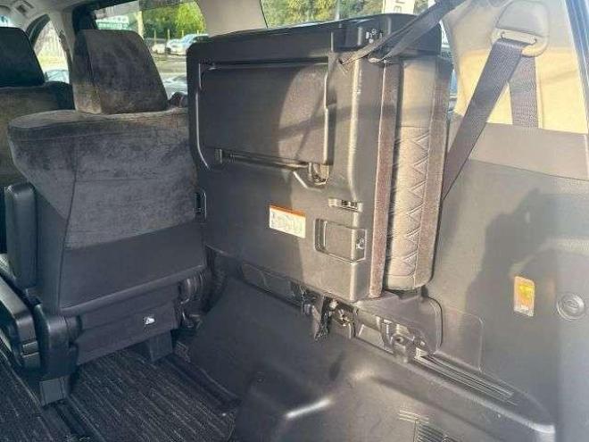 アルファードハイブリッドハイブリッド2.5SR 4WD  ローンが不安な方＜優遇ローン＞寒冷地仕様　純正ワイドナビ