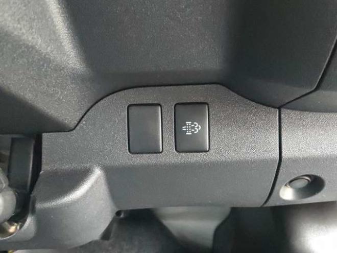 ハイエースバン2.8 スーパーGL ダークプライムII ロングボディ ディーゼルターボ 4WD　ESSEX　FスポイラーVer3 サイドライナー リアライナー フロアマッド ENCD17インチ YOKOHAMA PA03 ハーフレザーシート Pスタート リアヒーター&クーラー 社外テールランプ OPLEDヘッドライト ベッドキット 2800