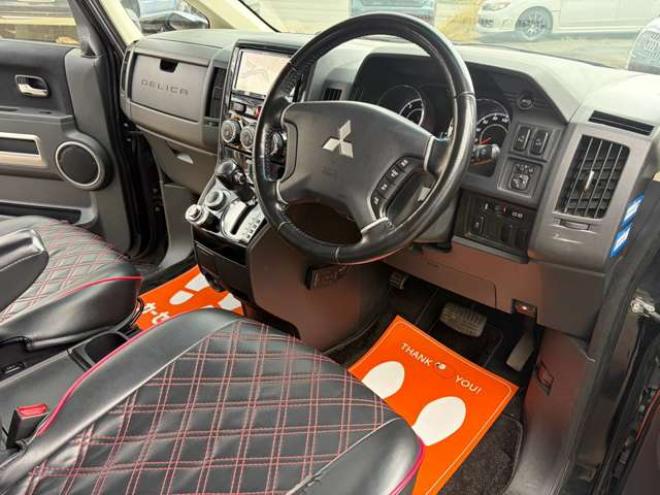 デリカD：5 2.2 D パワーパッケージ ディーゼルターボ 4WD　車検10年2月　両側パワースライド　アルミ・ホワイトレター 2300