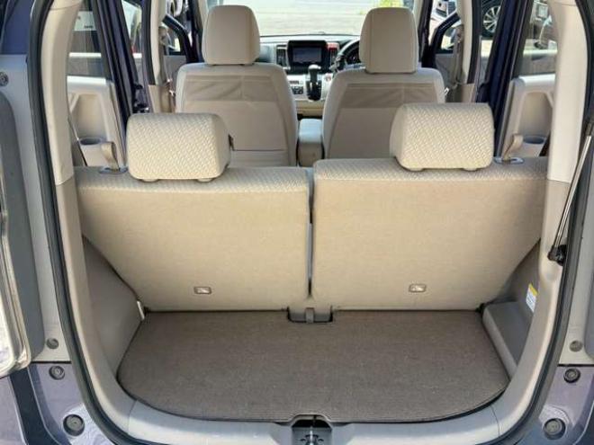 N-WGNG 4WD　社外ナビ　バックカメラ　プッシュスタート　ミラーヒーター　横滑り防止　スマートキー 660