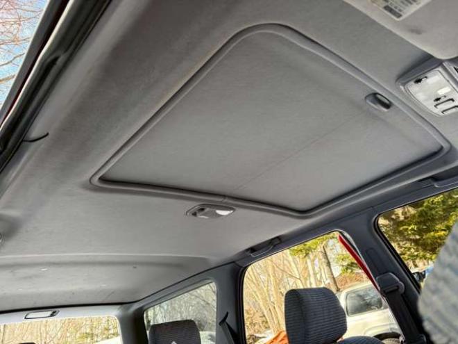 ハイラックスサーフ2.7 SSR-X 4WD　リフトアップ　全塗装済レッド　社外ナビ　ETC　パワステ　パワーウィンドウ　ABS　キーレスエントリー　ルーフレール　サンルーフ 2700