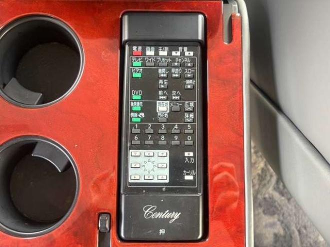 センチュリー5.0　本革シート　全席シートヒーター　後席リフレッシング機能純正アルミ　純正ナビ 2WD 5000