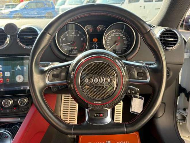 アウディTTSクーペ 2.0 4WD　ディスプレイオーディオ・キーレス・TTS 正規輸入車 2000