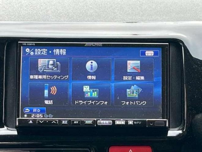 ハイエース2.7 GL ロング ミドルルーフ 4WD　10人乗り　パワステ　パワーウィンドウ　エアコン　社外ナビ　後席モニター　キーレスエントリー　片側スライドドア　盗難防止装置　フロントモデリスタ 2700