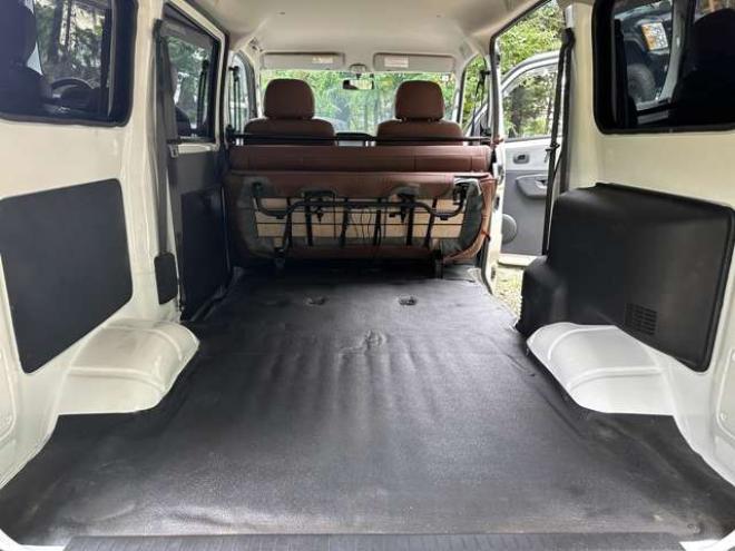 タウンエースバン1.5 GL 4WD　ベージュツートン全塗装済　ストラーダナビTV　バックカメラ　LEDヘッドライト　純正デフロック　リアヒーター　寒冷地仕様　ブラウンレザー調シートカバー　ルーフラック 1500