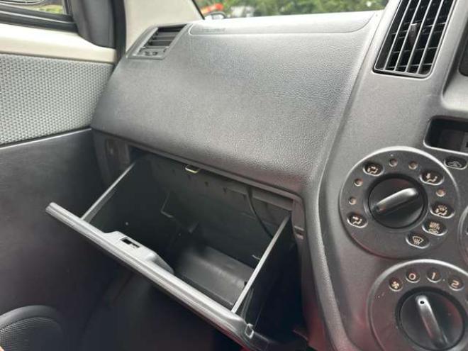 タウンエースバン1.5 GL 4WD　ベージュツートン全塗装済　ストラーダナビTV　バックカメラ　LEDヘッドライト　純正デフロック　リアヒーター　寒冷地仕様　ブラウンレザー調シートカバー　ルーフラック 1500