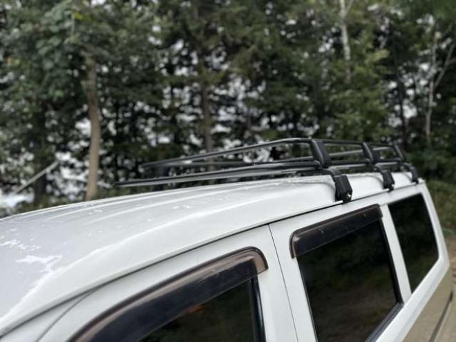 タウンエースバン1.5 GL 4WD　ベージュツートン全塗装済　ストラーダナビTV　バックカメラ　LEDヘッドライト　純正デフロック　リアヒーター　寒冷地仕様　ブラウンレザー調シートカバー　ルーフラック 1500