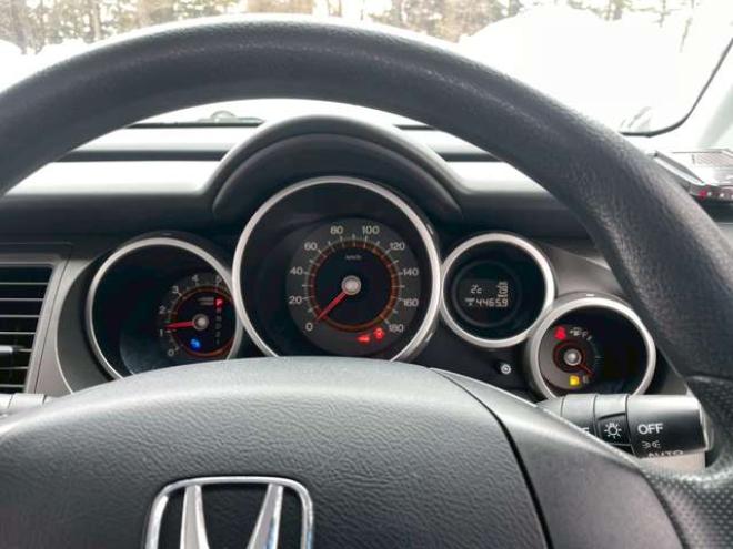 クロスロード2.0 20X HIDエディション 4WD　パワステ　パワーウィンドウ　アルミホイール　エアコン　ABS　バックカメラ　キーレスエントリー　3列シート　盗難防止装置　横滑り防止装置　ディスチャージドランプ　全塗装済 2000