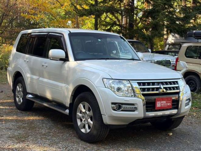 パジェロ3.2 ロング エクシード ディーゼルターボ 4WD　社外ナビバックカメラ地デジ　シートヒーター　クルーズコントロール 3200