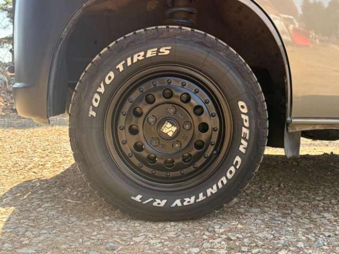 タウンエースバン1.5 GL 4WD　バックカメラ　エアコン　ドライブレコーダー　ETC　パワステ　パワーウィンドウ　ABS　キーレスエントリー　ベッドキット　寒冷地仕様　全塗装済 1500