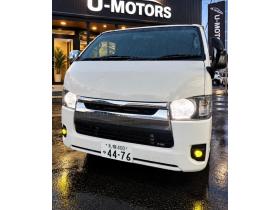 ハイエースバン　7型フェイス スーパーGLディーゼルターボ 本州車寒冷地仕様 ナビTVバックカメラ 両側スライドドア リアヒータークーラー 16インチアルミスタッドレス レザーシート ベッドキット 車検付 12ヶ月点検整備済 保証付！ 4WD 3000 5Dr