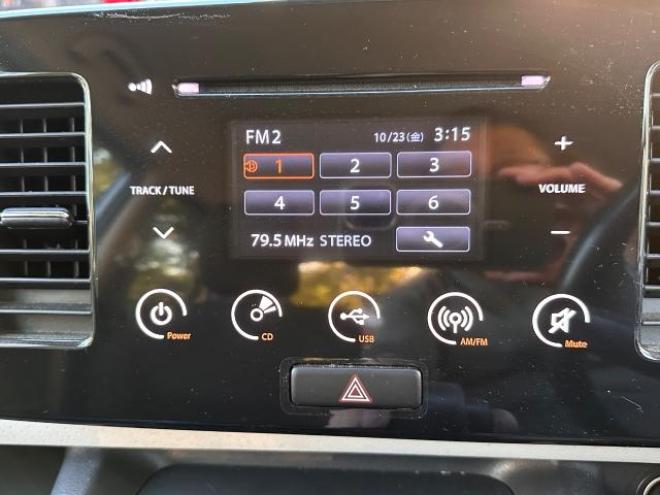 MRワゴンX 4WD 純正HID バックカメラ　ポータブルナビテレビ　スマートキー　シートヒーター　エンジンスターター 4WD 660 5Dr