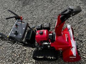 除雪機　ホンダHS 760ピカピカです
