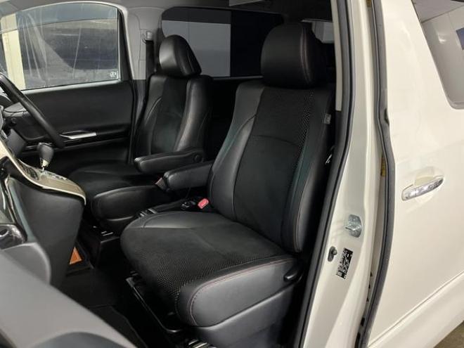 ヴェルファイア２．４Ｚ　ゴールデンアイズII　本州仕入　ワンオーナー　最終後期型　禁煙車　純正ブラックハーフレザーシート　ストラーダナビ　地デジ　ＤＶＤ再生　Ｂｌｕｅｔｏｏｔｈ　リアフリップダウンモニター　両側パワースライドドア　パワーバックドア 4WD 2400 5Dr
