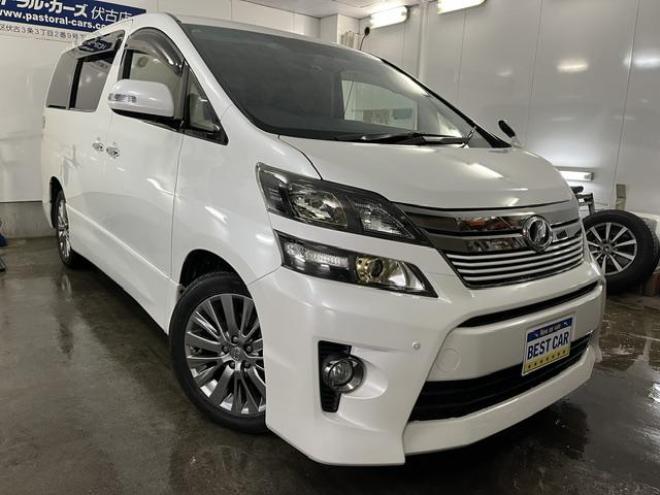 ヴェルファイア２．４Ｚ　ゴールデンアイズII　本州仕入　ワンオーナー　最終後期型　禁煙車　純正ブラックハーフレザーシート　ストラーダナビ　地デジ　ＤＶＤ再生　Ｂｌｕｅｔｏｏｔｈ　リアフリップダウンモニター　両側パワースライドドア　パワーバックドア 4WD 2400 5Dr