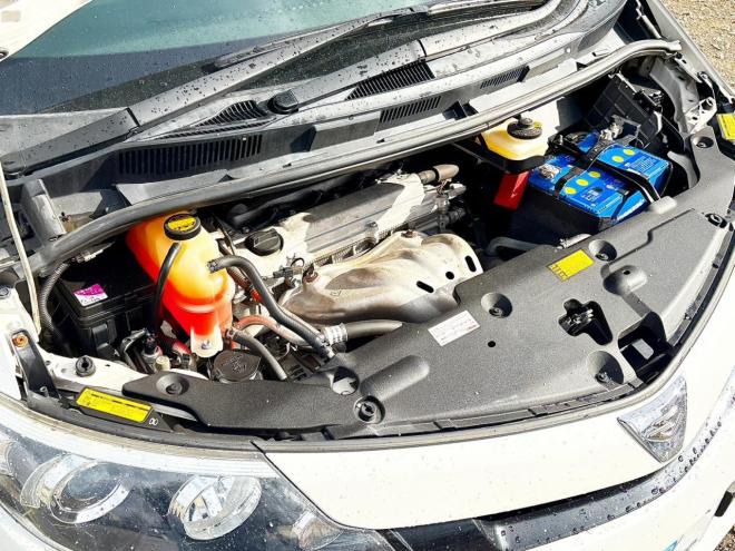 エスティマ2.4アエラス レザーパッケージ 4WD　ローンが不安な方＜優遇ローン＞本州仕入　両側パワスラ　後席モニター