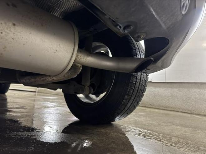 ノートＸ　Ｆｏｕｒ　禁煙車　寒冷地仕様　衝突軽減エマージェンシーブレーキ　レーンモニタリング　エンジンスターター　インテリジェントキー　純正ナビ　地デジ　Ｂｌｕｅｔｏｏｔｈオーディオ　横滑り防止装置　ＥＴＣ　横滑り防止 4WD 1200 5Dr